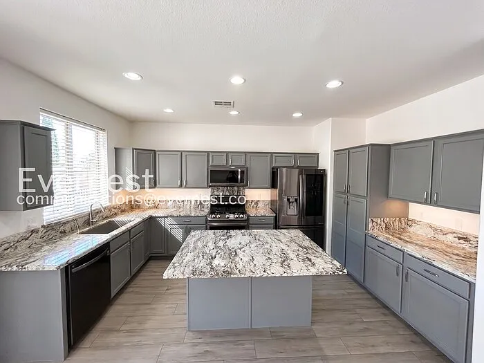 10771 Vemoa Dr — Photo 8