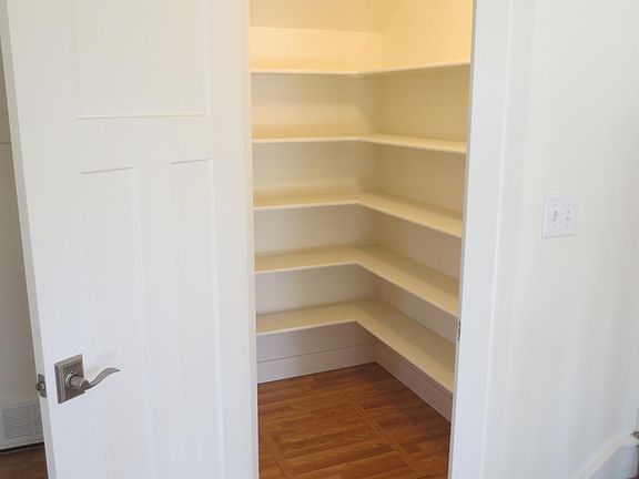 Walk-in pantry