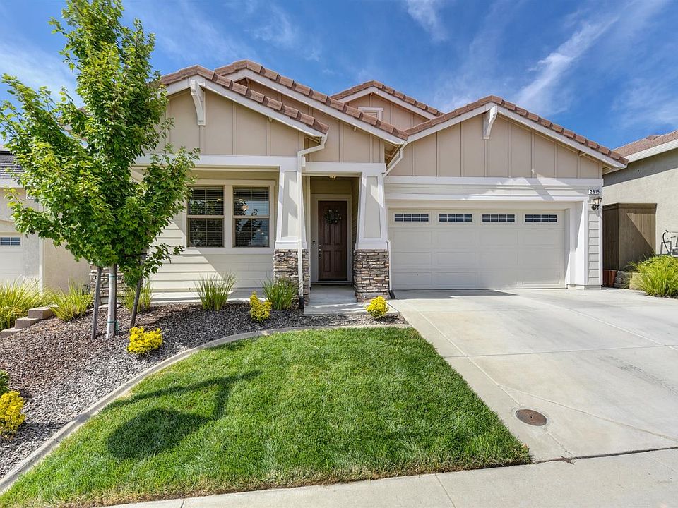 1st image of 2915 Laredo Dr