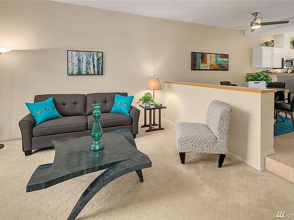 5th image of 12444 NE 7th Pl #2444