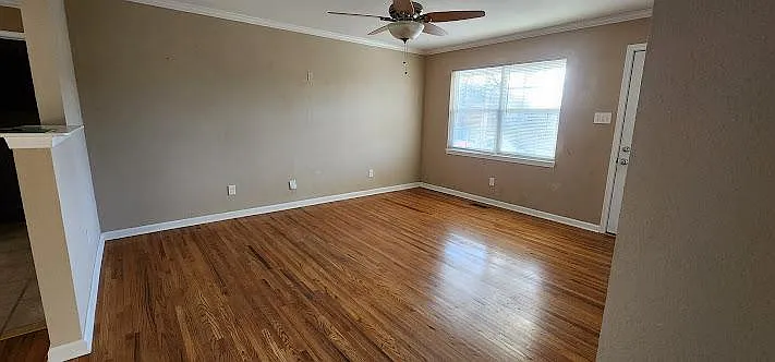 3 bed, 1.5 bath, 1108 sqft, $1,200 — Photo 4