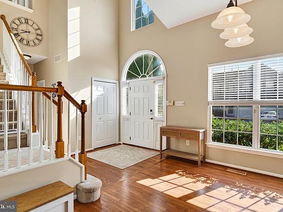 3rd image of 101 Magpie Ln #151