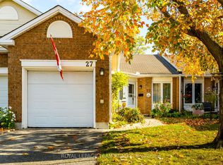 27 Pine Needles Ct, Ottawa, ON K2S1G5