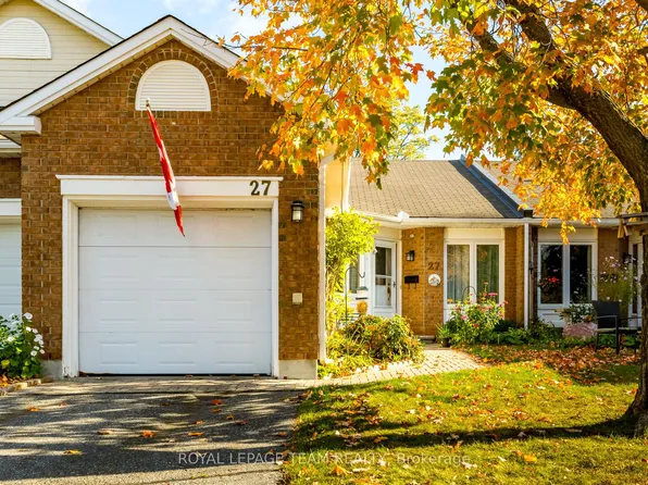 27 Pine Needles Ct, Ottawa, ON K2S 1G5