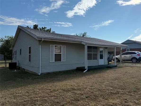 1803 W Franklin St, Shawnee, OK 74804