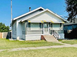 1202 6th Ave, Dodge City, KS 67801