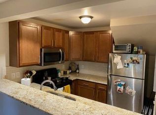 7159 SW Sagert St #102, Tualatin, OR 97062