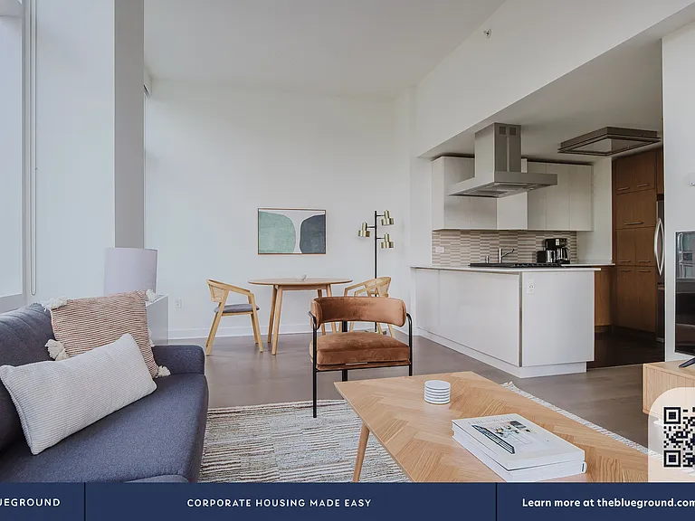 450 W 42nd St #29B — Photo 4