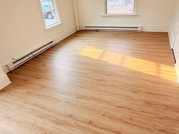 3rd image of 2639 Booser Ave #A