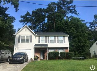 8195 Autumn Greene Dr, Fairburn, GA 30213
