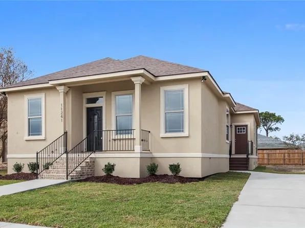 11241 Parkwood Ct N, New Orleans, LA 70128