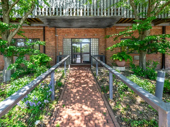 149 Water Street APT 4, Norwalk, CT 06854