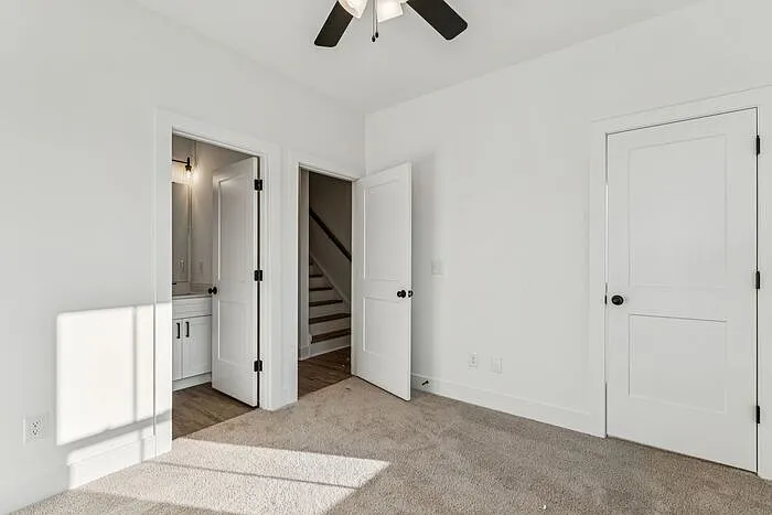 5019 Grayton Aly — Photo 33