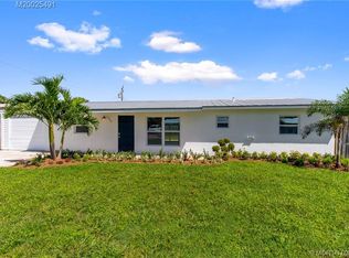 1395 NE Silver Maple Way, Jensen Beach, FL 34957