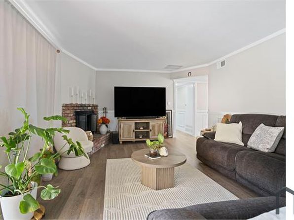 1112 E Avenue J4