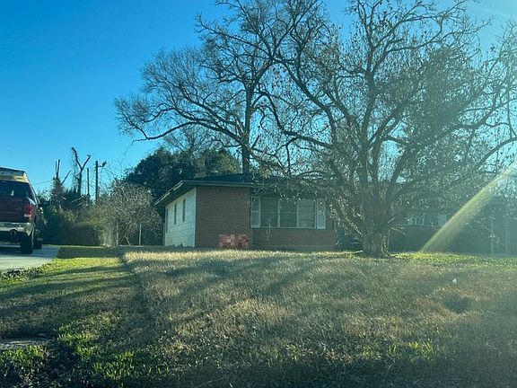 3rd image of 5455 Sunbury Dr