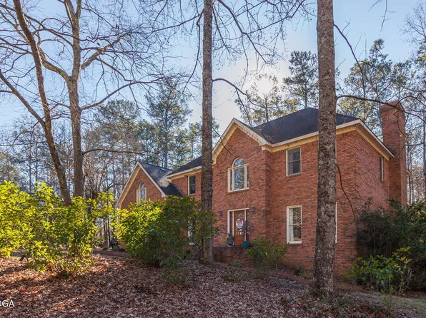 101 Carriage Dr, Macon, GA 31210