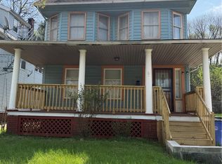 16812 Endora Rd, Cleveland, OH 44112