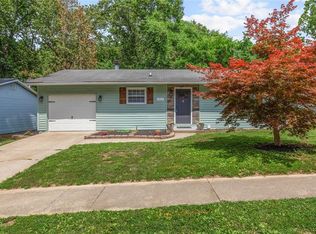 4423 Delta Queen Ln, Godfrey, IL 62035