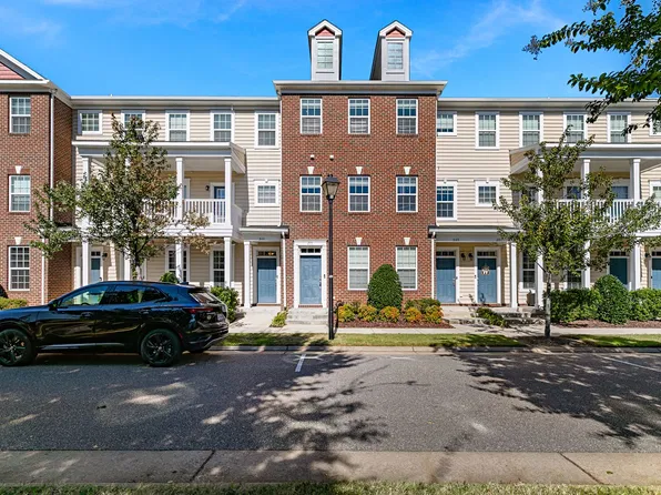 211 Fountain Way Townhome H2o, Hampton, VA 23666