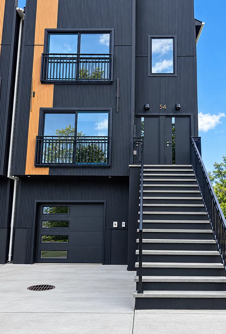 3 bed, $3,700 — Photo 1