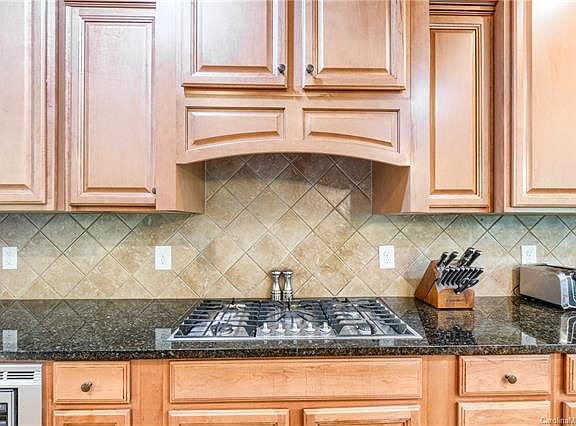 5th image of 12632 Elkhorn Dr