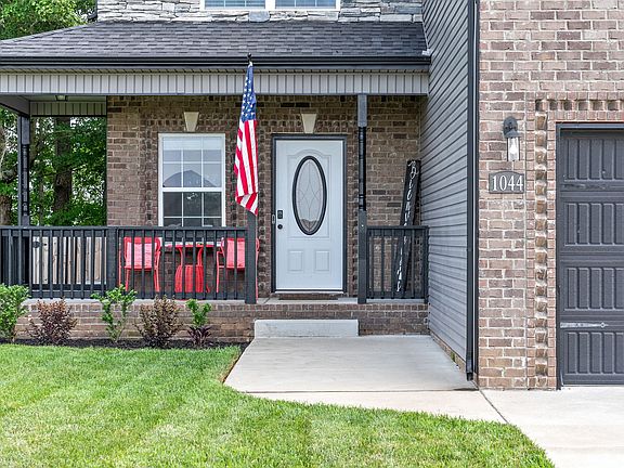 4th image of 1044 Harrison Way