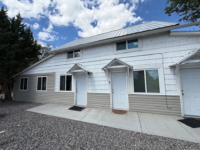 2878 Orchard Ave — Photo 1