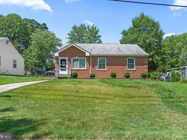 9106 Hobart St, Upper Marlboro, MD 20774