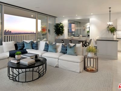 9255 Doheny Rd APT 1404, West Hollywood, CA, 90069