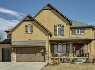 16417 Barton St, Overland Park, KS 66062