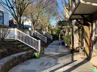 204 24th Ave E #5, Seattle, WA 98112