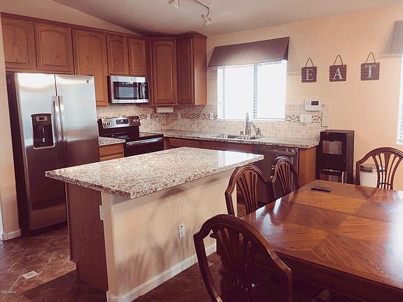 3rd image of 2167 N Tumaci Ct