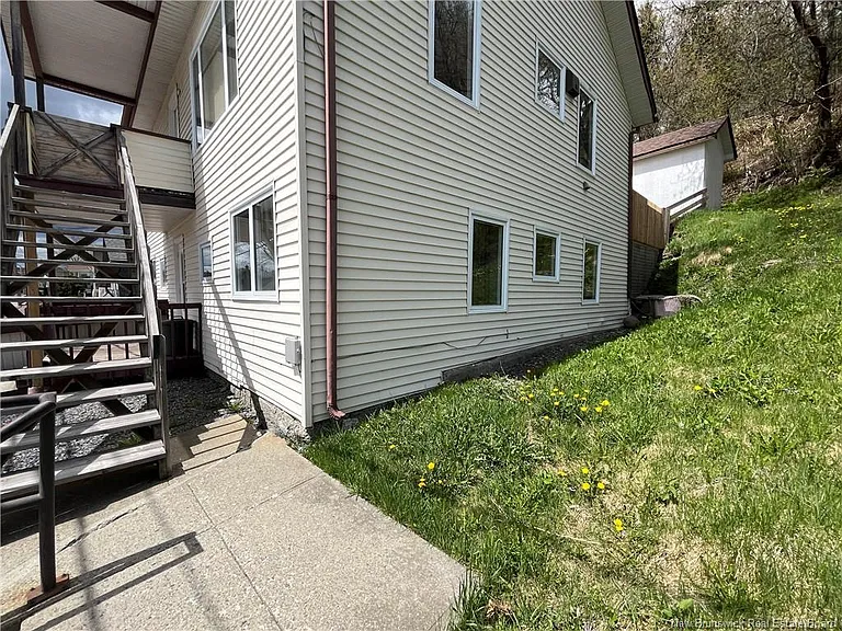 1 Veniot St — Photo 11