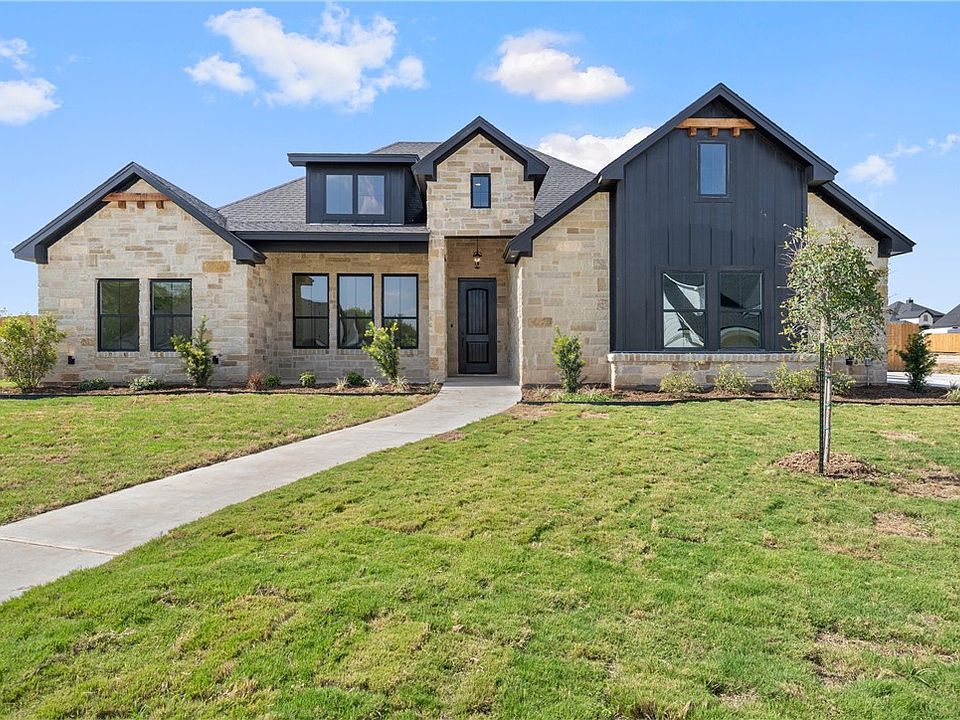 1st image of 10221 Charmwood Dr