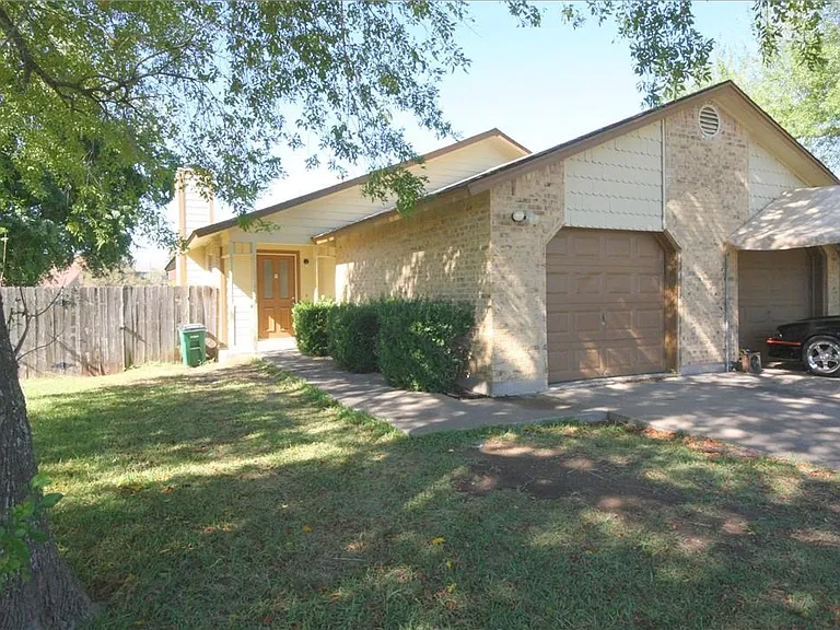 9802 Brasher Dr #B — Photo 1