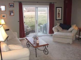 9391 Hickory Ridge Dr, Streetsboro, OH 44241