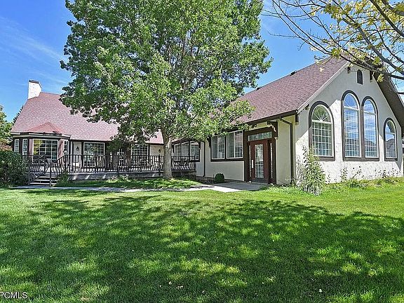 Community clubhouse