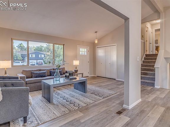 4th image of 6525 Dublin Cir