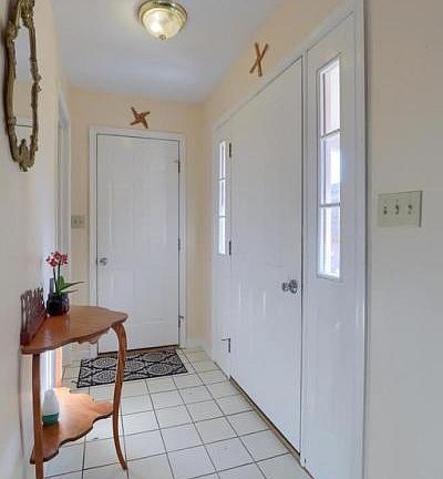 2nd image of 1843 Spring Ridge Ln