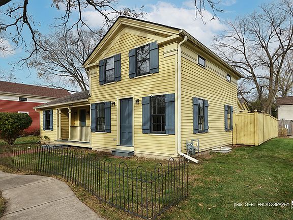 2nd image of 24010 W Commercial St