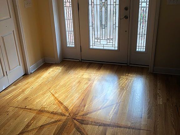 Front entry floor design 