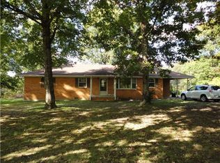 1176 Yellow Ck Rd, Dickson, TN 37055