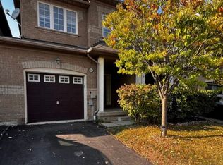 3104 Turbine Cres, Mississauga, ON L5M 6W9