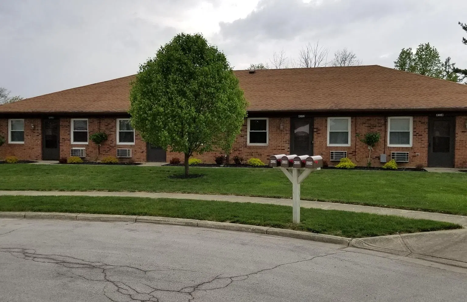 4332 Sarah Dr — Photo 1