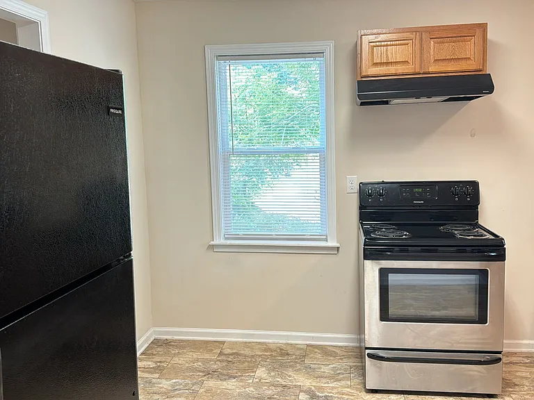 113 Cochran Block #A — Photo 7