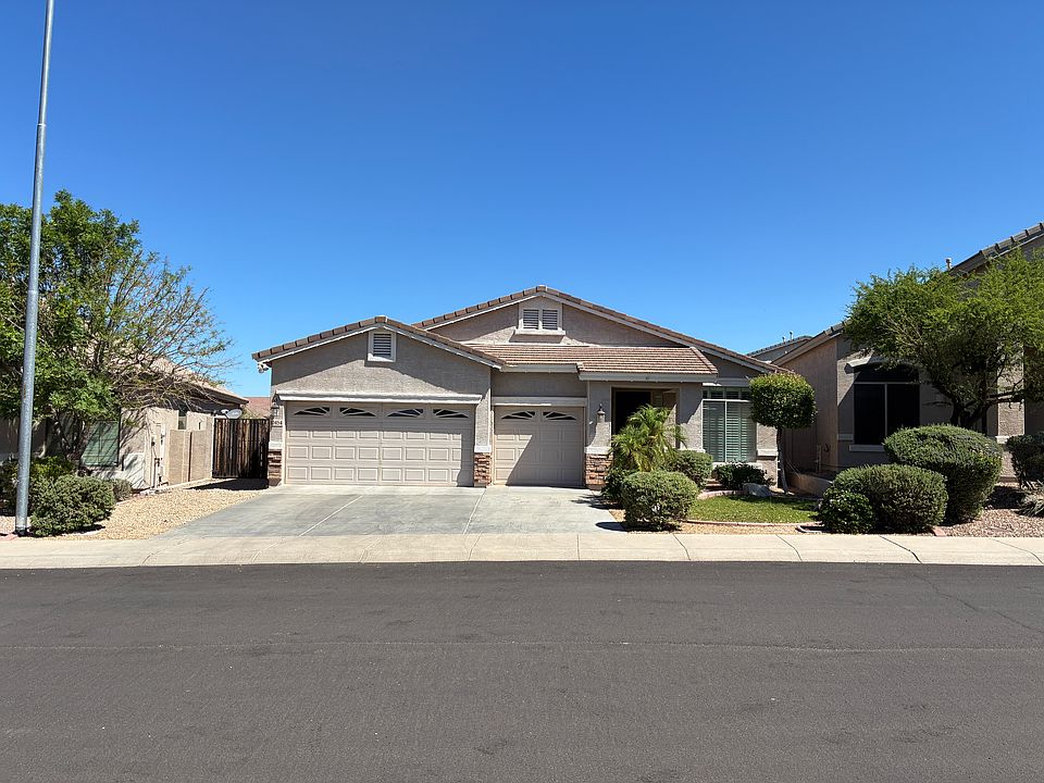 1st image of 10454 W Foothill Dr