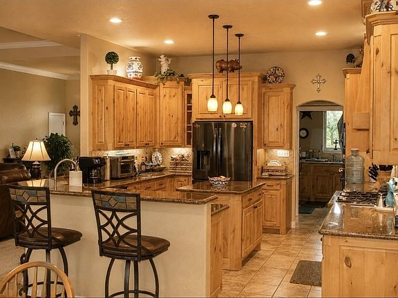 4th image of 1225 Driftwood Ranch Trl