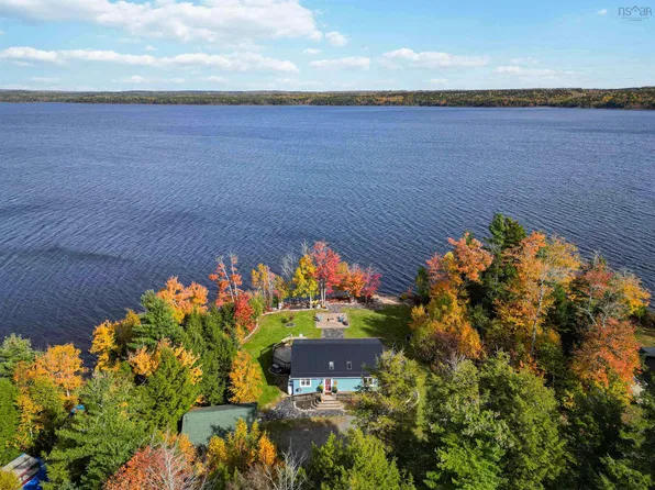1037 High Landing Rd, Lunenburg, NS B0R 1A0