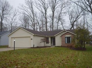 7220 Country Hill Dr, Fort Wayne, IN 46835